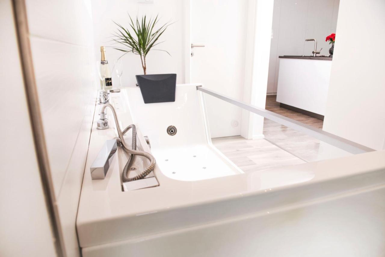 Luxus Suite Im Herzen Von Kempten***** +Parkplatz Экстерьер фото