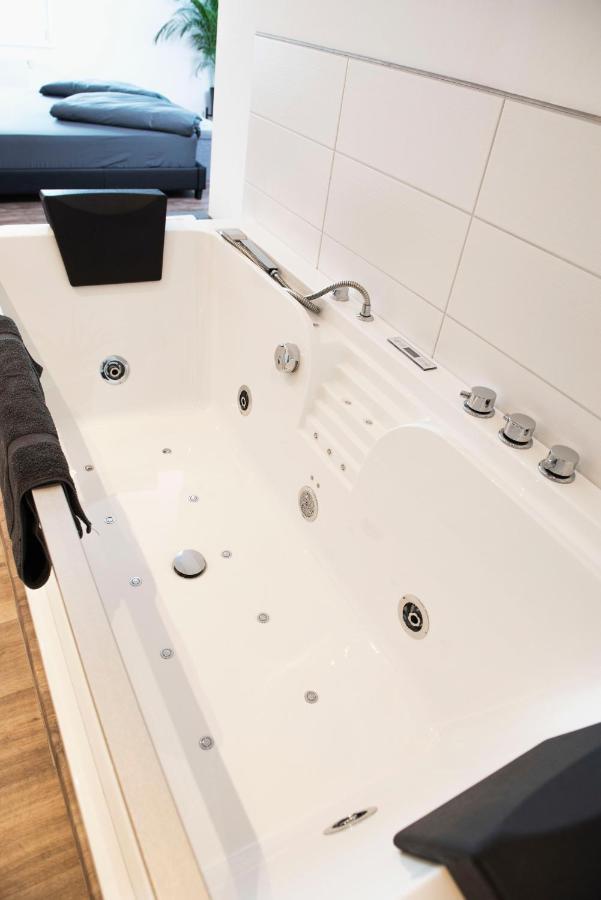 Luxus Suite Im Herzen Von Kempten***** +Parkplatz Экстерьер фото